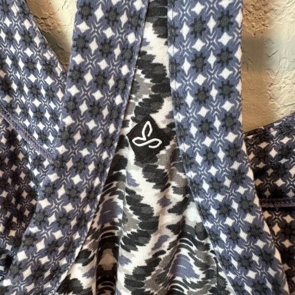Prana Grey Black Ikat Print Racerback Stretchy T-Shirt Dress - Size Small - EUC - Picture 6 of 7